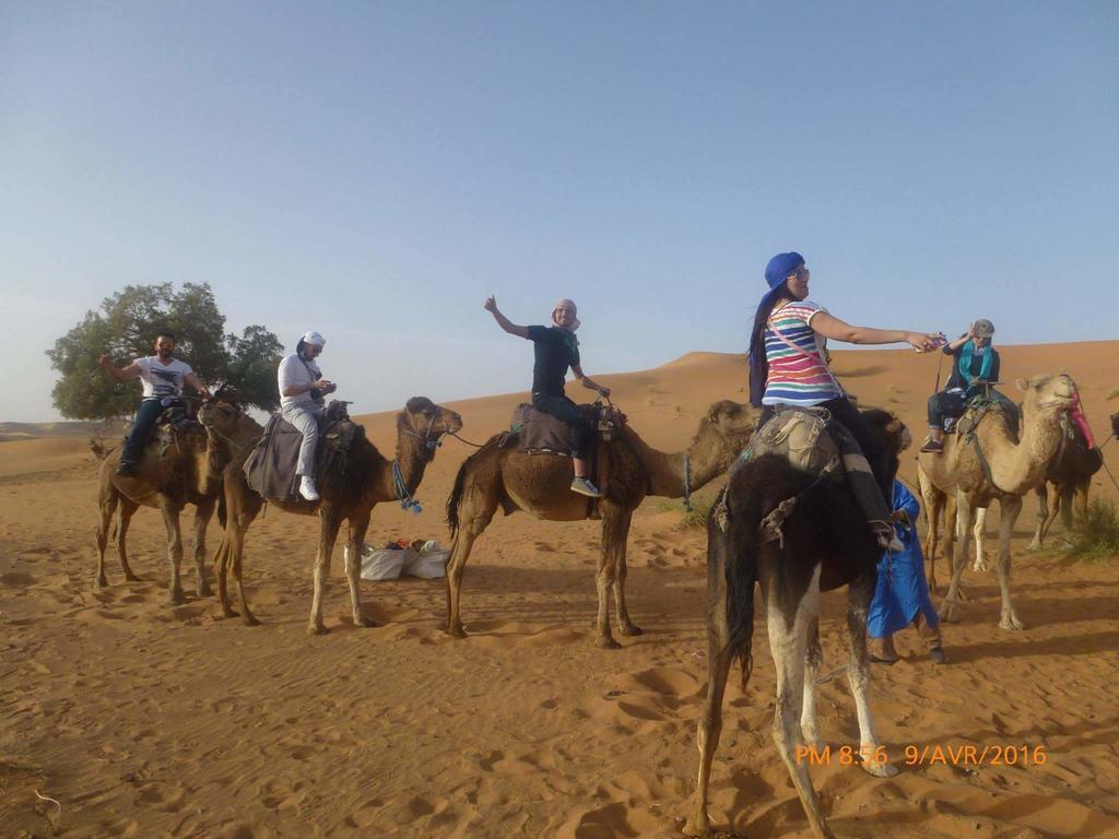 Bivouac Erg Znaigui Hotel Merzouga Exterior photo